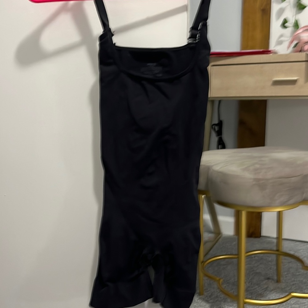 skims body suite